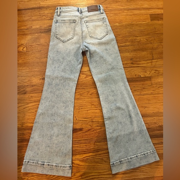 Hidden Happi High Rise Flare Trouser Jean - Picture 3 of 11